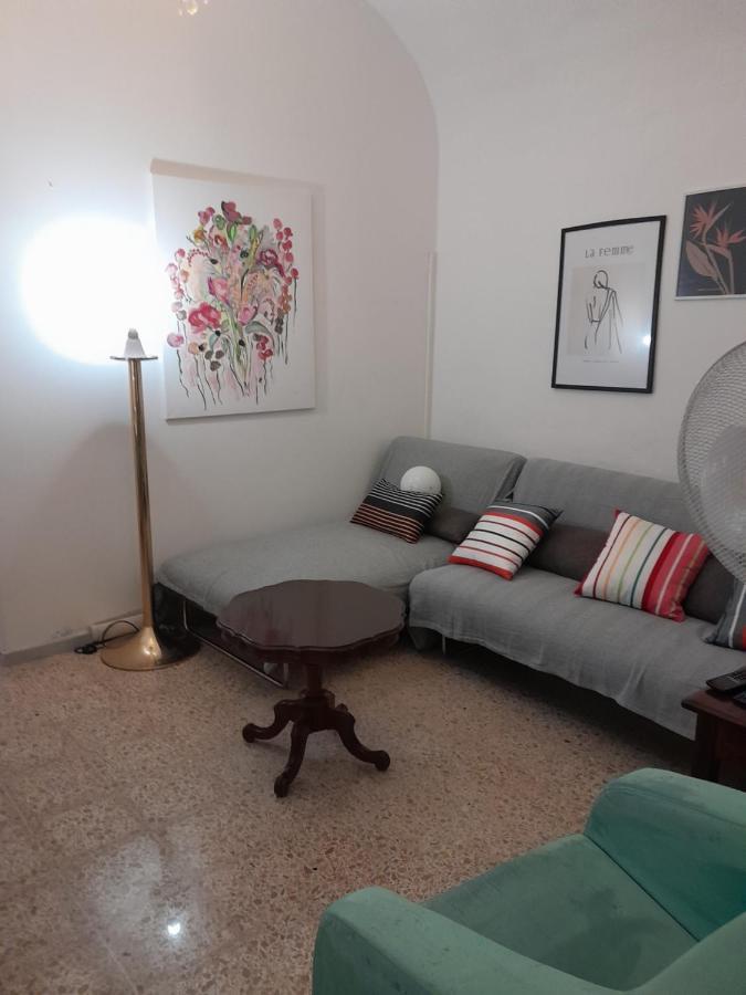 Apartmán Da Julia Oristano Exteriér fotografie